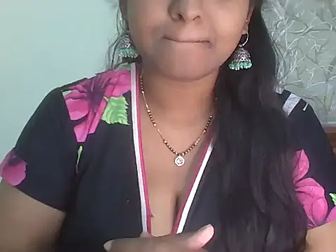 its me Rashmi online show from March 2026 12:41:02 PM