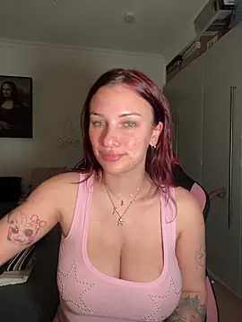 Snapshot of OliviaaFischer chatting on May 2026 05:18:02 PM OliviaaFischer online show from May 2026 05:18:02 PM