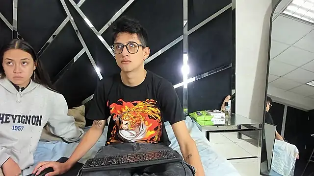 Snapshot of Noa_Arez chatting on January 2026 02:04:01 AM Noa Arez online show from January 2026 02:04:01 AM