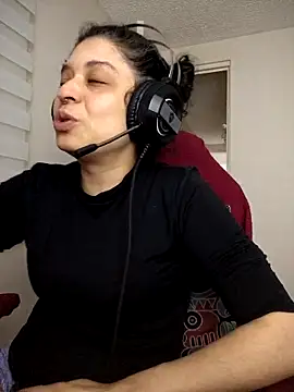 miss carmila1 online show from November 2025 01:37:01 AM