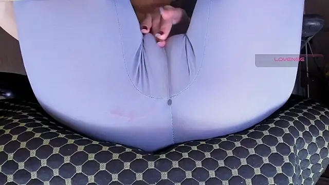 Cameltoe squirt inPants online show from December 2025 01:06:01 PM