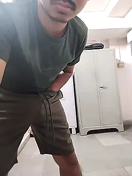 COme8989 online show from November 2025 08:42:01 PM