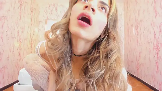 Emily Whinfre online show from March 2026 08:05:02 PM