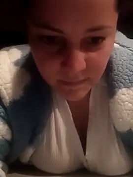 Cassandrina1 online show from November 2025 04:47:01 AM