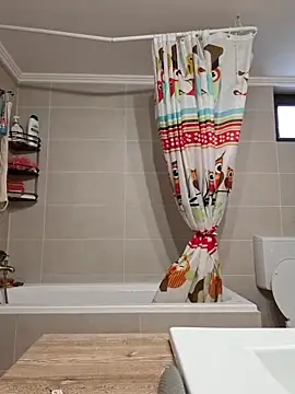 merlyn4 online show from November 2025 10:37:02 AM