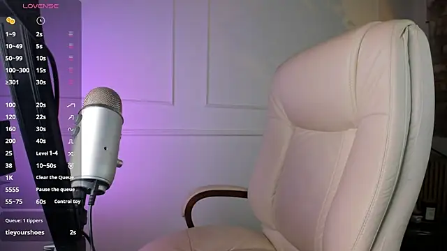 Blessed Molly online show from June 2026 07:21:02 AM