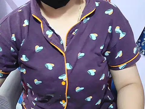 Snapshot of jannu6482 chatting on February 2026 01:40:01 PM jannu6482 online show from February 2026 01:40:01 PM