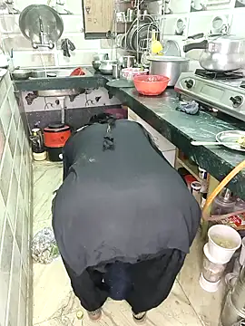 PRIYA 22 online show from November 2025 12:31:02 PM