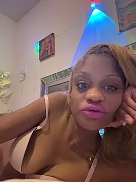 Angelbunnyy online show from February 2026 12:41:01 PM