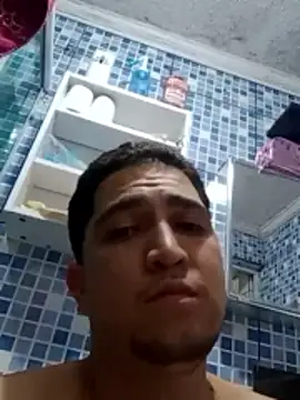 Picademel2525 online show from November 2025 07:40:02 PM