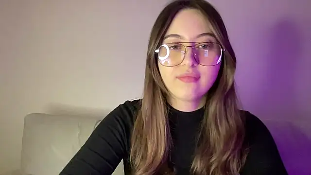 StellarAlice online show from February 2026 09:02:01 PM