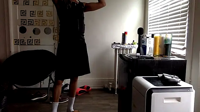 Diodre Benyoon online show from April 2026 06:34:01 PM