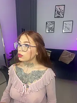 dreamleah  online show from February 2026 09:10:01 PM