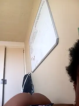 Snapshot of Freakysluttt chatting on September 2025 11:01:02 AM Freakysluttt online show from September 2025 11:01:02 AM