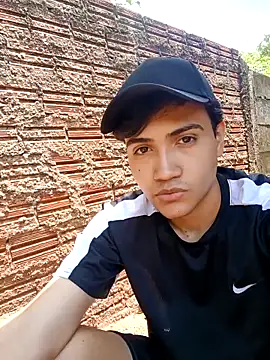 Snapshot of novinho_safado__ chatting on February 2026 04:44:01 PM novinho safado online show from February 2026 04:44:01 PM