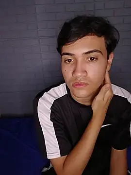 Snapshot of novinho_safado__ chatting on March 2026 12:07:01 PM novinho safado online show from March 2026 12:07:01 PM