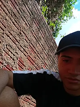 Snapshot of novinho_safado__ chatting on March 2026 04:12:01 PM novinho safado online show from March 2026 04:12:01 PM