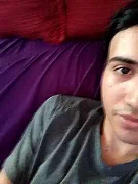 Snapshot of novinho_safado__ chatting on April 2026 03:13:01 PM novinho safado online show from April 2026 03:13:01 PM