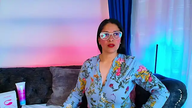 Alana steel 1 online show from December 2025 07:31:02 PM