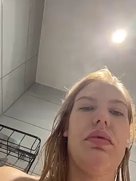 Chloemillerrxx online show from September 2025 03:24:02 PM