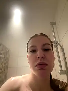 Chloemillerrxx online show from November 2025 11:21:02 AM