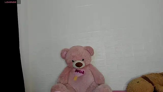 HaileyDuke online show from April 2026 11:51:02 PM