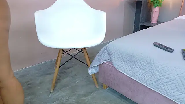 Camila Hill  online show from February 2026 02:13:01 PM