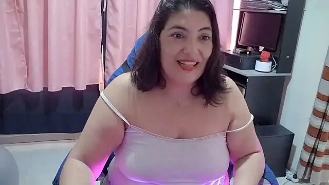 lina maria99 online show from January 2026 01:39:01 PM