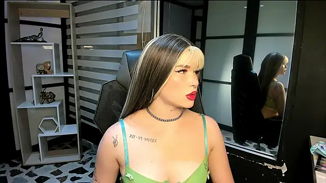 AphroditeSweet online show from November 2025 09:35:02 PM