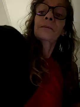 Chris06d22xh online show from October 2025 06:07:02 PM