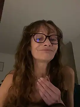 Chris06d22xh online show from October 2025 07:26:01 PM