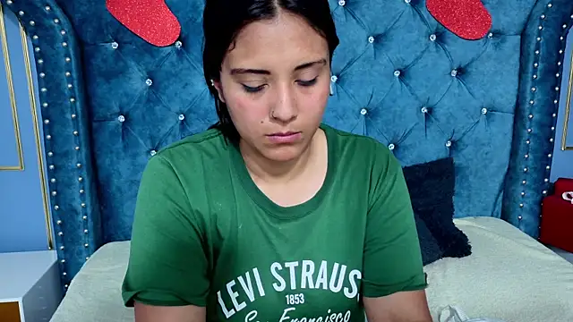 EmilyGala online show from December 2025 01:24:01 AM