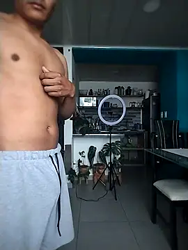 DADDYTTEDY1 online show from October 2025 09:02:01 PM