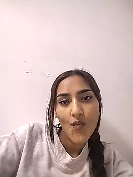 emilyvalencia 1 online show from April 2026 05:43:01 AM