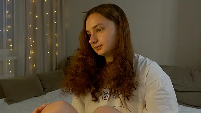 Lelia Vibe online show from April 2026 04:32:02 PM