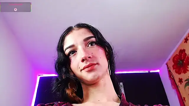 ingrid zese  online show from October 2025 07:03:02 PM