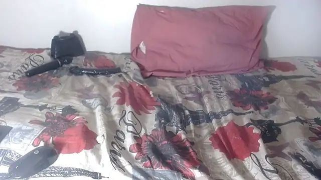 TALLHORNYBEAR online show from September 2025 08:43:01 PM