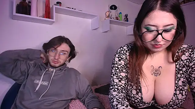 annyharriis online show from November 2025 07:58:01 PM