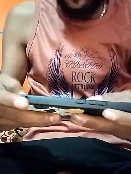 kuldeep12111 online show from September 2025 06:30:01 PM