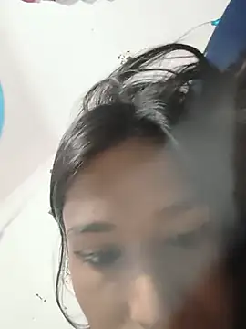 queenofheart  online show from August 2026 07:38:01 PM