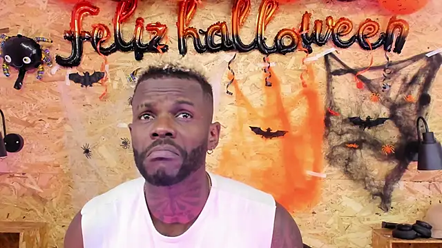 santiblack7 online show from October 2025 07:38:02 PM