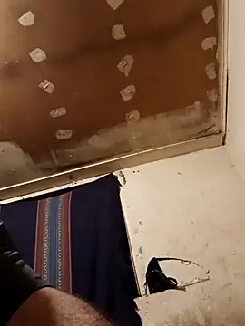 lucho2328 online show from October 2025 03:28:01 AM