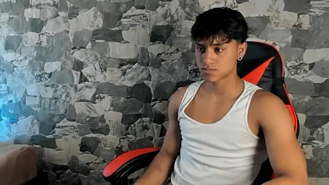 ZYZZ1312 online show from April 2026 10:18:02 PM