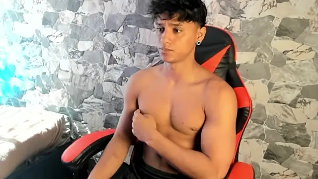 ZYZZ1312 online show from May 2026 07:08:01 PM