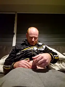 svenni2525 online show from November 2025 01:37:01 AM