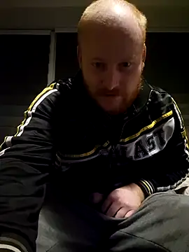 svenni2525 online show from November 2025 09:48:02 PM