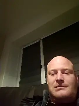 svenni2525 online show from December 2025 06:13:02 PM