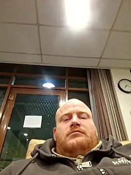 svenni2525 online show from January 2026 06:21:02 PM