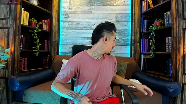 Donovan Desmond online show from March 2026 01:44:02 PM