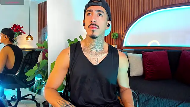 Donovan Desmond online show from April 2026 08:36:02 PM